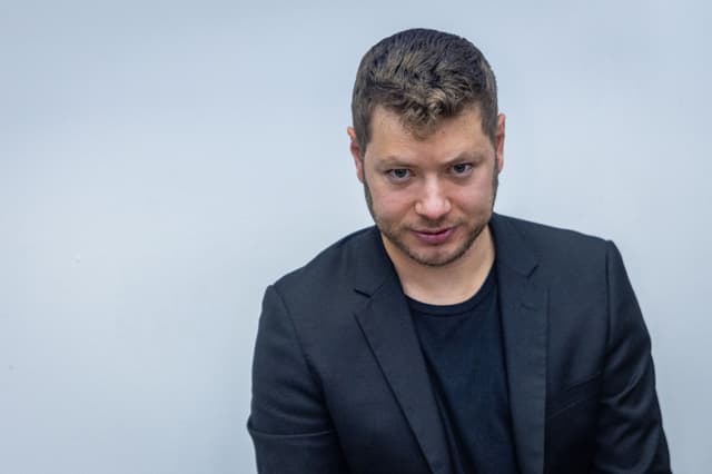 יאיר נתניהו בקריאה נחרצת: "אנשי ימין, אל תצביעו להם"
