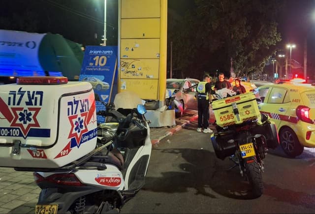 תאונה קטלנית ביפו: בן 29 התנגש בעמוד ונהרג