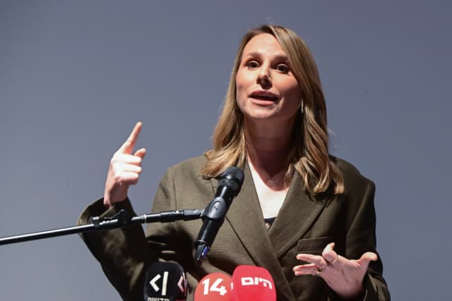 סוס טרויאני? המועמדת של וינטר בהתבטאויות מדאיגות