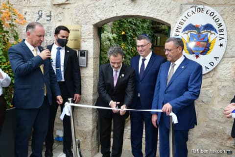 אחרי חידוש היחסים: שגרירות נוספת נפתחה בירושלים