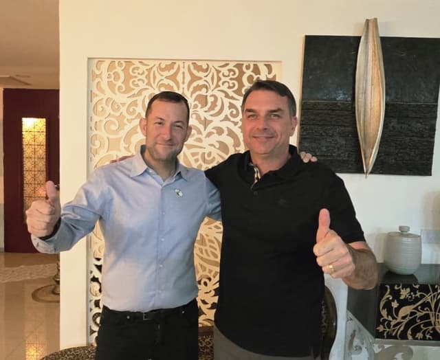 בולסונרו גייס את יוסי דגן לקמפיין: "תצביעו לפלאביו"