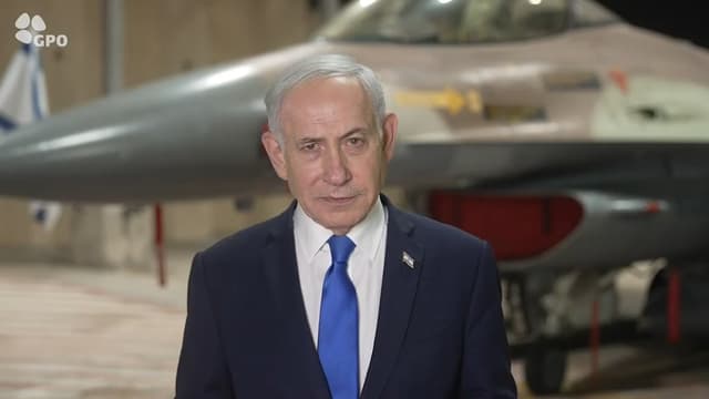 נתניהו שוב בבסיס חיל האוויר: "אויבינו יספגו מכות קשות יותר"