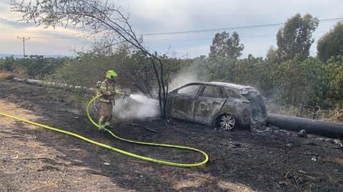 אירוע קשה בגולן: רכב עלה באש תוך כדי נסיעה, הנהג נהרג
