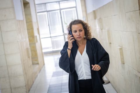 "כשתירוש הולכת לישון, היא שומעת את הצעדים של חוקרי המשטרה"