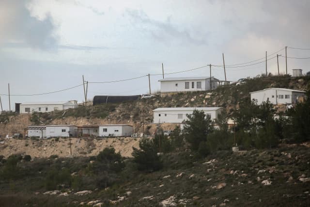 חשד לאירוע ירי בשומרון, כוחות צה"ל קפצו לנקודה
