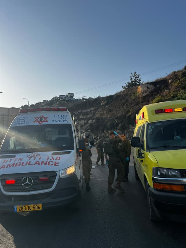 5 פצועים בפיגוע ירי בצומת יהודה; שניים מהם אנוש