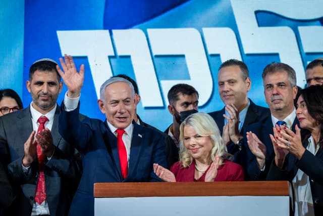לאחר ספירת כמחצית מהקולות: גוש נתניהו ממשיך להוביל