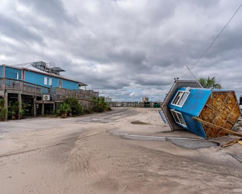 Florida officials say six people dead from Hurricane Isaias