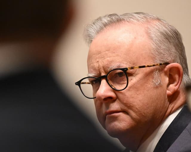 Australia news live: Albanese to meet Apple heads in US after social media reform; medicinal cannabis driving laws pass in NSW