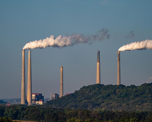 Trump EPA’s arguments for letting power plants spew unlimited pollution ‘dead wrong’