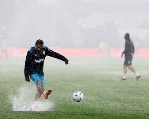 Weather tracker: Thunderstorms hit Spain as Japan braces for typhoon