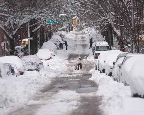 US winter is likely to be wetter and warmer, forecasters say, with more snow in the south