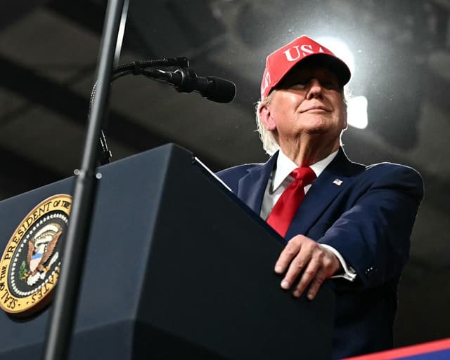 Donald Trump claims ‘Iran war will end very soon’ as midterm rallies heat up – US politics live