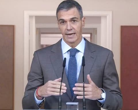 Spain’s Sánchez calls snap election amid national housing crisis – Europe live