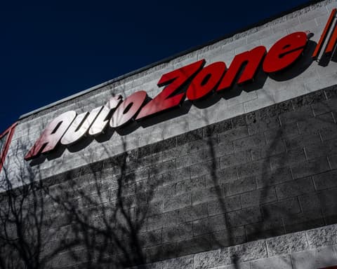Workers in New York seek to create first AutoZone union as company resists