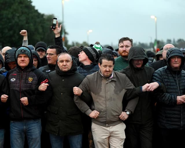 Tense standoff over loyalist march in Portadown as protesters block route