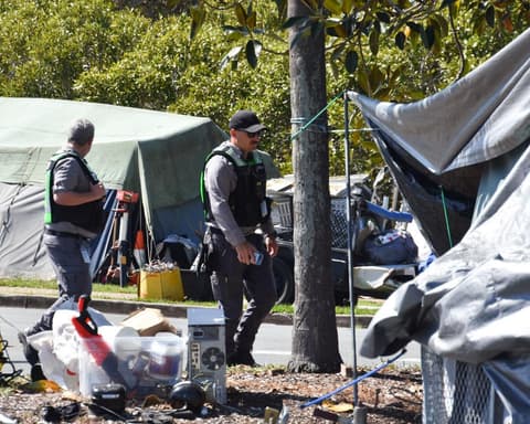 Queensland homeless man shot with Taser after being given move-on order to make way for kite festival