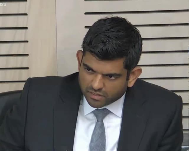 Liberal operative was offered $1,000 to get media to cover ‘grubby rumour’ minister was having affair, Icac hears