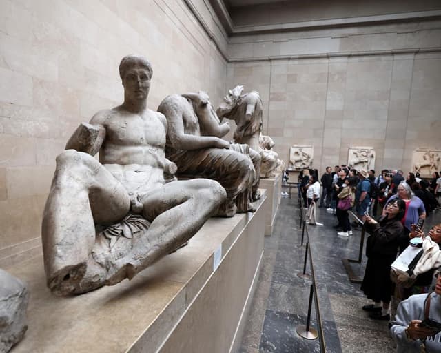Greek prime minister pledges to ‘ramp up’ efforts to regain Parthenon marbles