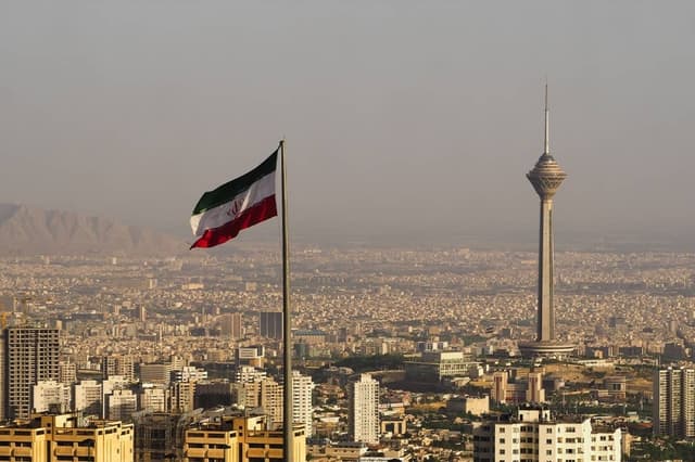 طهران ترفض اتهامات كويتية لإيراني بالتورط في مخطط لاغتيال شخصيات