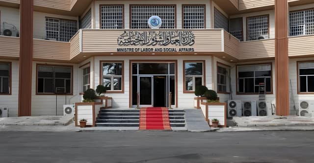 435 مليار دينار .. العمل تطلق إعانة تشرين الأول لأكثر من مليوني أسرة