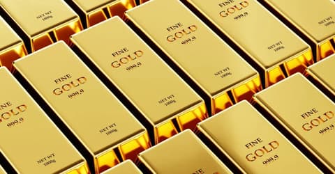 الذهب يحلق عالمياً مع تراجع توقعات رفع الفائدة الأميركية