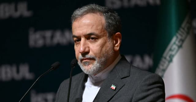 من بغداد.. عراقجي يتمسك بعرض "الأيام الـ7" لإنهاء الحرب