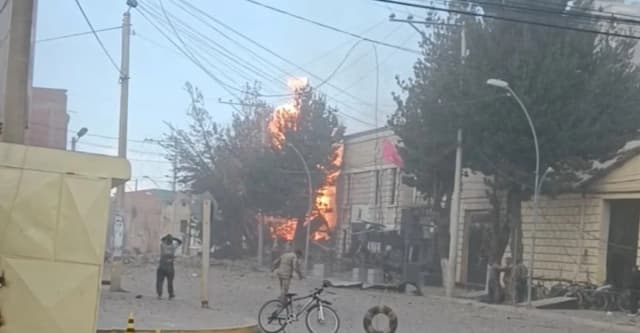 بۆلیڤیا.. دەیان کەس لە تەقینەوەیگ گەورە لە ناو بنکەیگ سەربازی کوشیان و زەخمداربوین