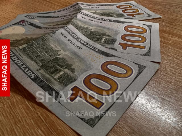 "157 ألف دينار".. صرف الدولار يرتفع مع إغلاق بورصات بغداد واربيل