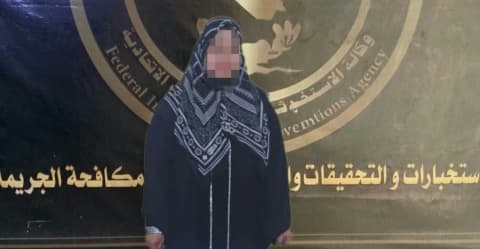 بغداد والديوانية والنجف.. تفكيك شبكة لمضاربة الدولار وضبط فساد واعتقال 7 لصوص