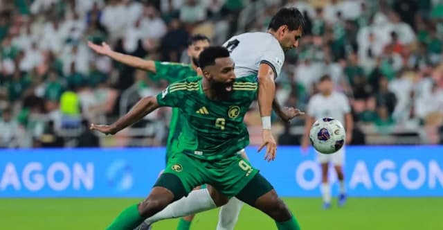 قبل مواجهة العراق.. ضربة قوية لمنتخب السعودية في خليجي 27
