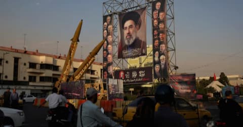 إيران تواجه ضغط الوسطاء بـ"الصمود طويل الأمد"
