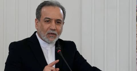 إعلام إيراني: عراقجي يجتمع اليوم مع وسطاء المفاوضات في أميركا