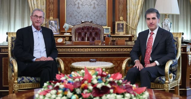 نيجيرفان بارزاني يستقبل الرئيس الفخري للاتحاد الديمقراطي الدولي في أربيل