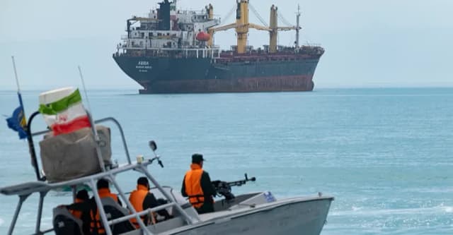 سوپای پاسداران: تەنگەی هورمز رووژانە و هەر 24 سەعات جاریگ رویوەڕویبوون وەخوەی دوینێد