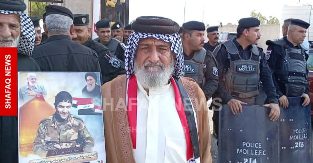 عوائل شهداء الحشد في البصرة تحتج للمطالبة بتوزيع الأراضي (صور)