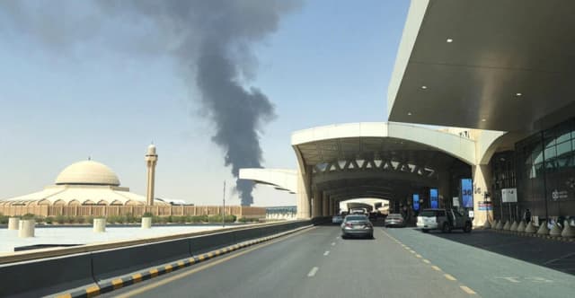 وە ئامانجگردن نوویگ فرۆکەخانەی ریاز وەلایەن حوسیەیل