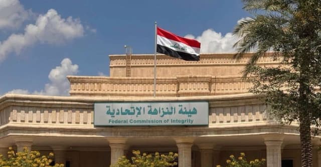 النزاهة تضبط تلاعباً بـ 17 ألف طن حنطة وتتخذ إجراءات بحق مدير سايلو كربلاء و16 موظفاً