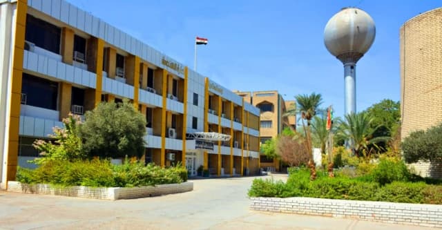 وثيقة.. التعليم العراقية تقرر تحديد الحد الأدنى للقبول في طب الأسنان والصيدلة عند 88%