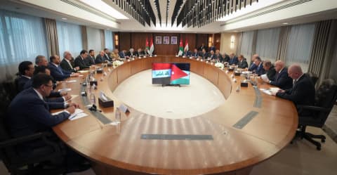 الزيدي وحسان يترأسان مباحثات موسعة ويبحثان إنشاء منطقة حرة بين العراق والأردن
