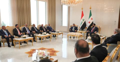 تتعدى البروتوكول.. قراءات سورية خاصة لزيارة رئيس الوزراء العراقي