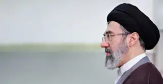 خامنئي يوجّه القوات الإيرانية برد "فوري وبلا قيود" على أي تهديد