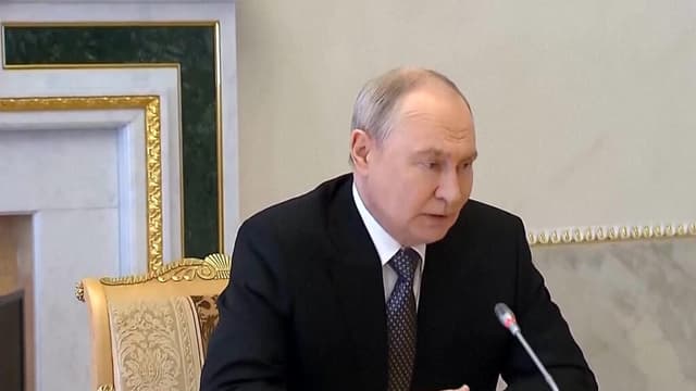 Kremlin says 'ready' to resume 3-way talks with US and Ukraine mid-November