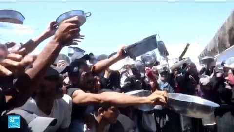 بين الركام وسوء التغذية.. سكان غزة يصارعون للبقاء