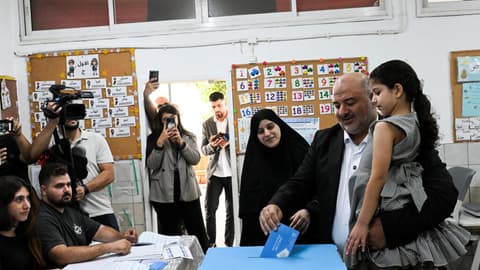 الانتخابات الإسرائيلية: هل سيكون للأحزاب العربية "صانعة الملوك" الدور الحاسم في تشكيل الحكومة؟