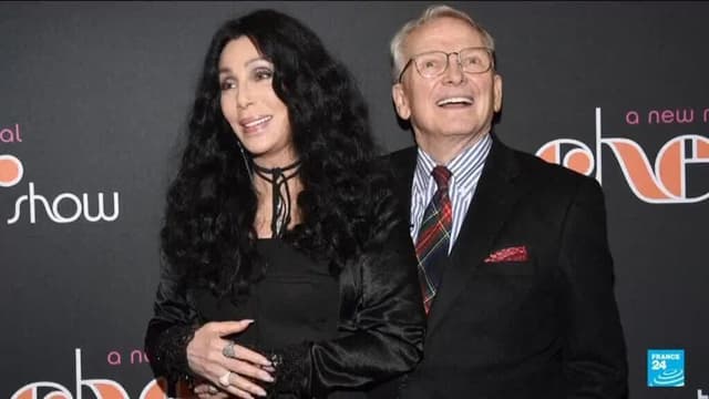 Bob Mackie, fashion designer for the stars, dies at 87