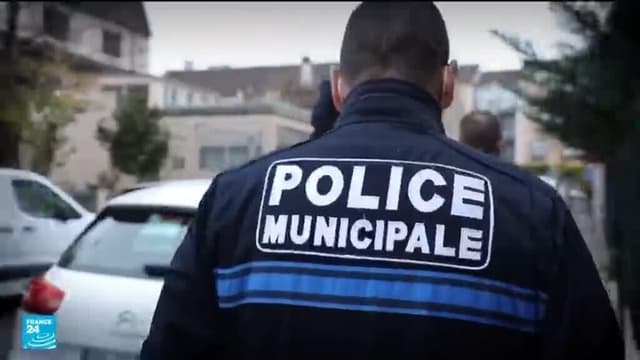 فيديو مسرب يفضح عبارات عنصرية داخل الشرطة الفرنسية ويشعل عاصفة سياسية