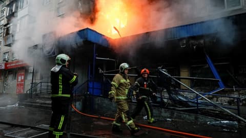 Russian attacks kill eight in Ukraine after Moscow vows to continue war