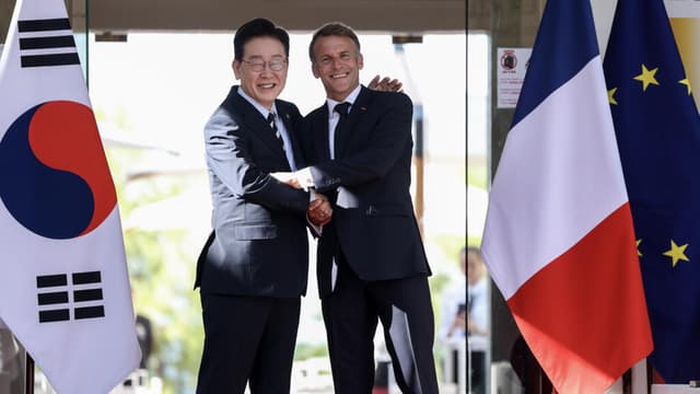 Macron hosts summit to urge support for cinema amid impact of AI, streaming