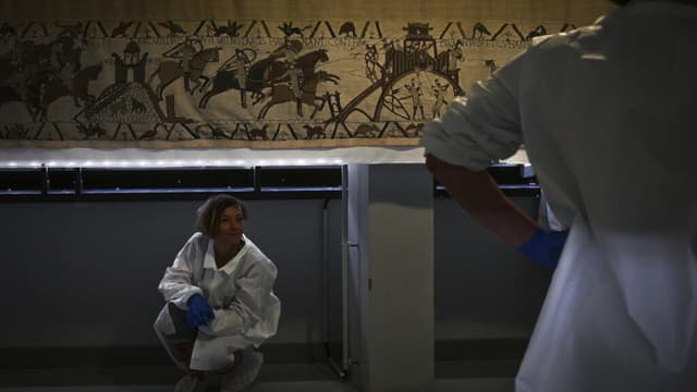 France’s Macron in Britain to help unveil Bayeux tapestry